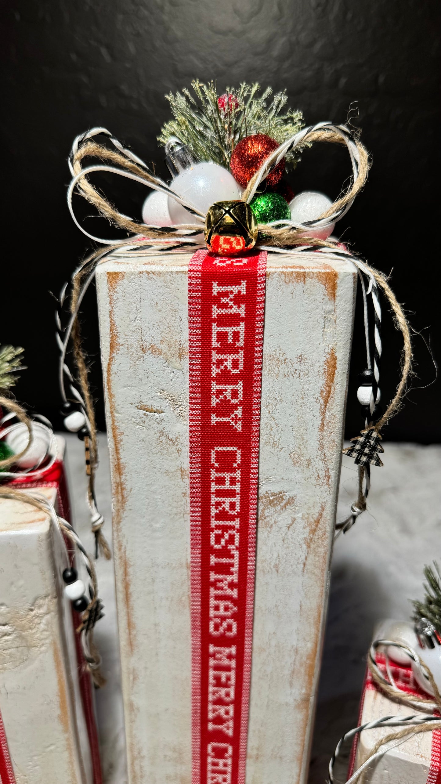Distressed White Christmas Gift Decor Set